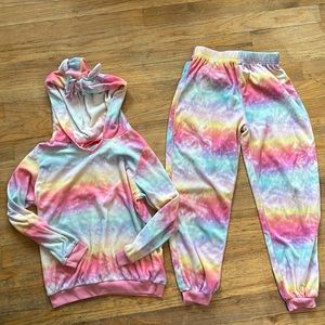 Sweatpants set w/unicorn hood